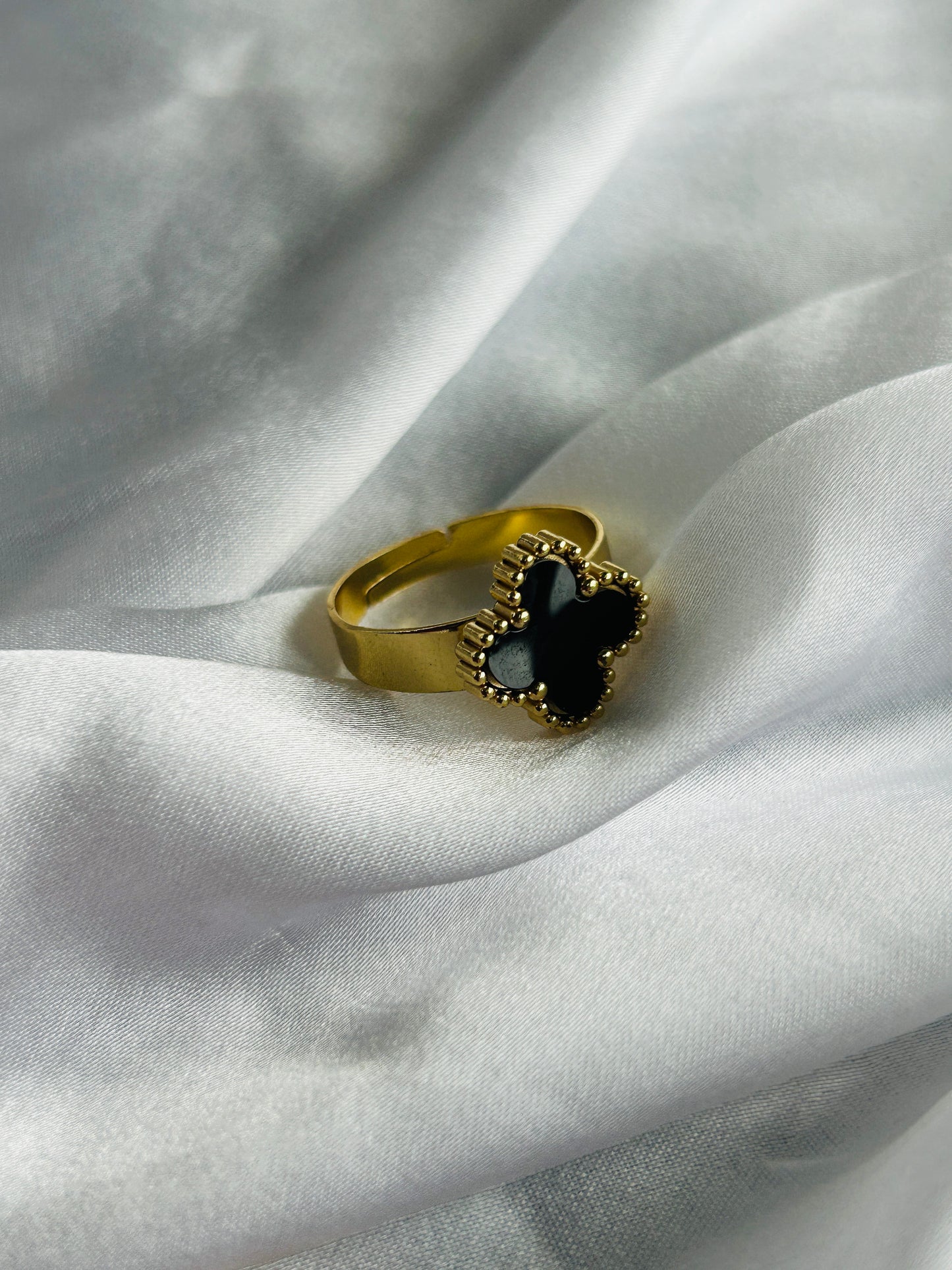 Luxe Black Clover Gold Jewelry Set