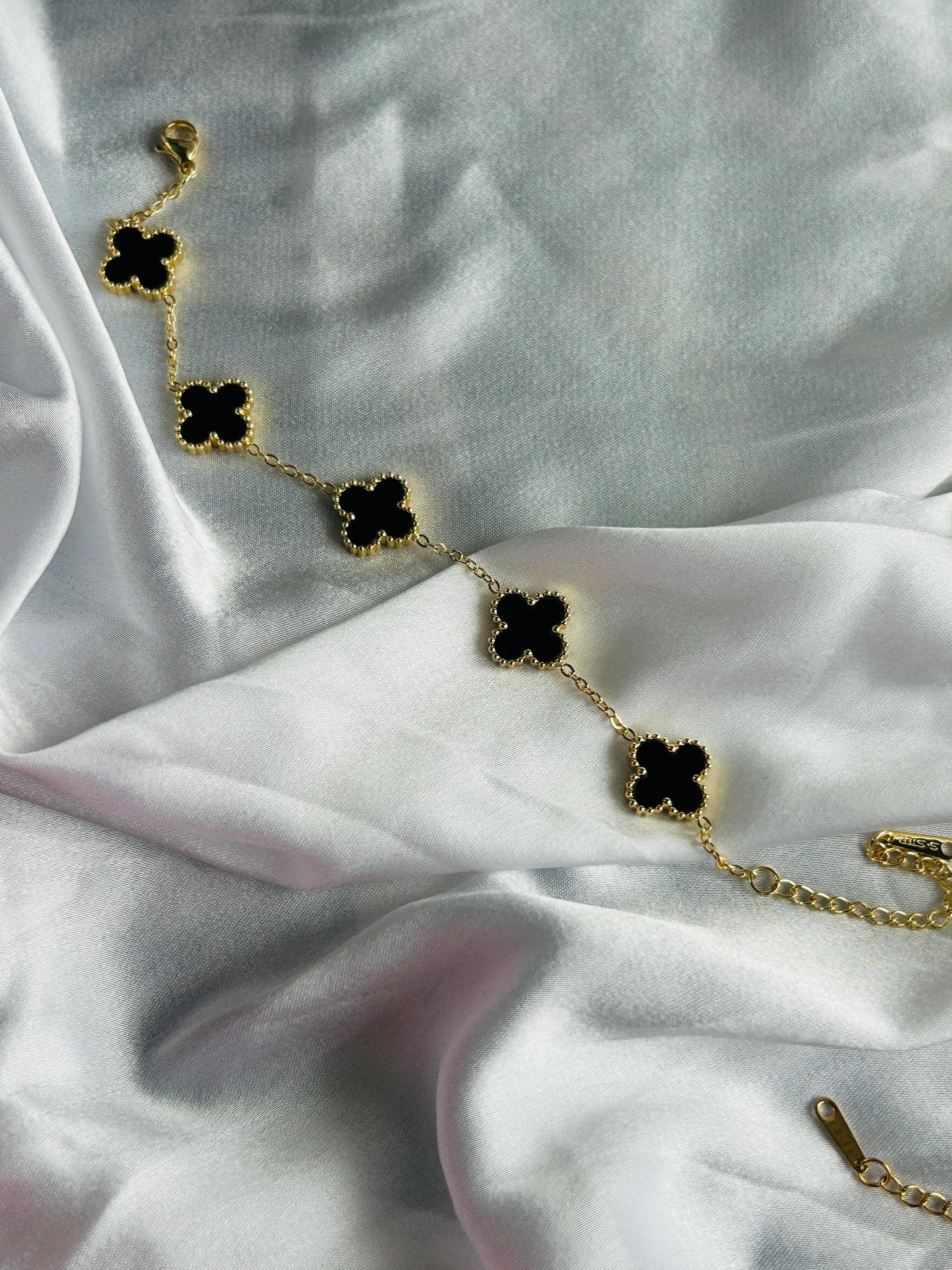 Luxe Black Clover Gold Jewelry Set