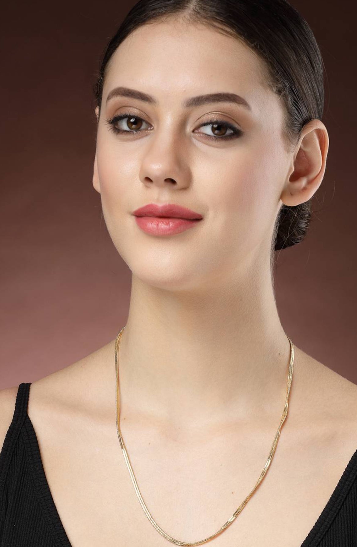 Gold-toned chain