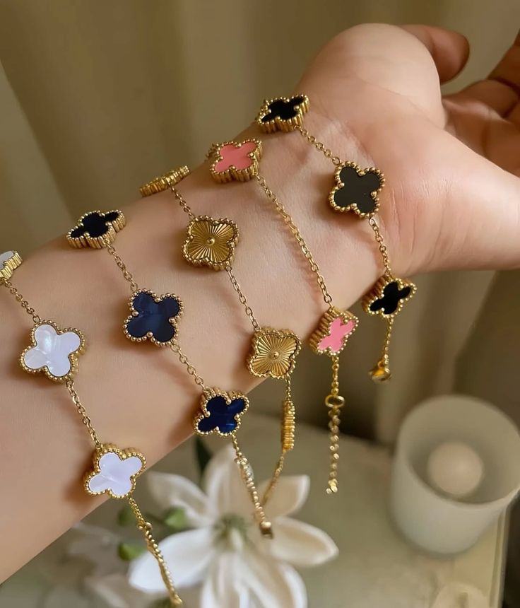 Bracelet