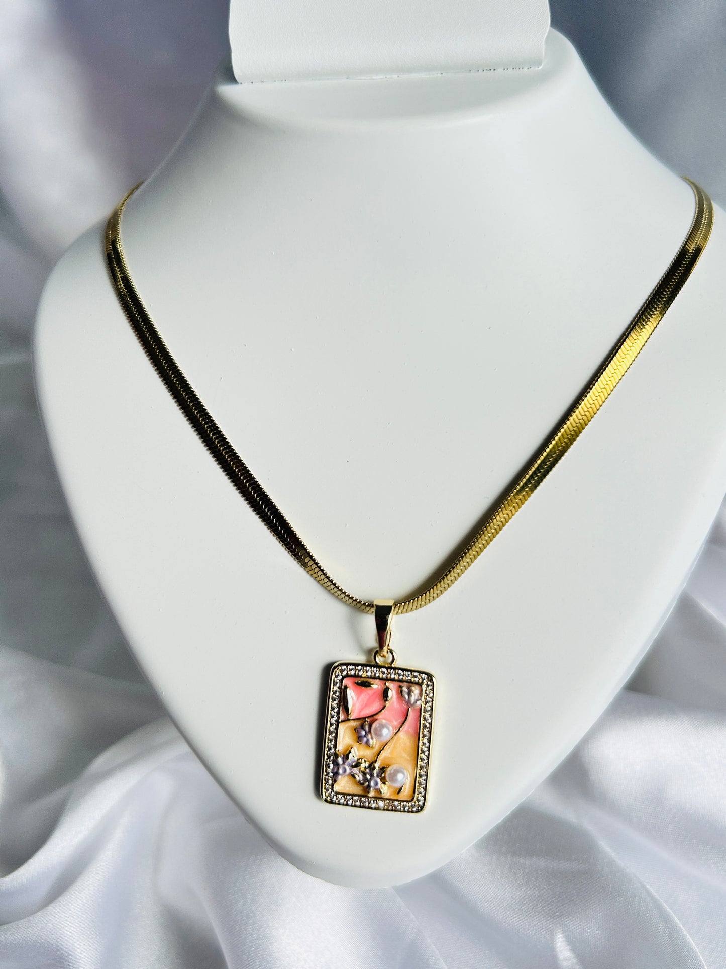 Golden Radiance Necklace