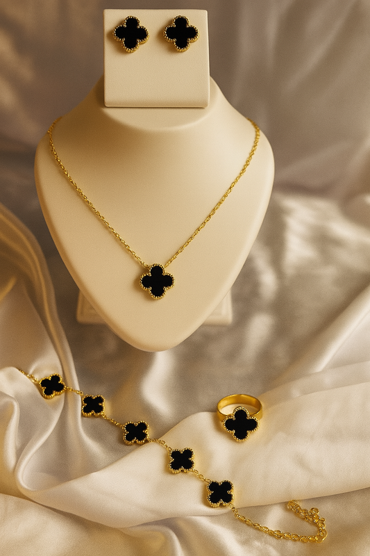 Luxe Black Clover Gold Jewelry Set